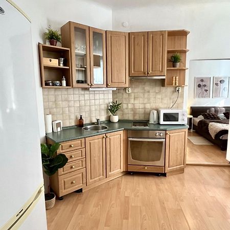 Apartment Caroline - Old Town, Ac Bratislava Exterior foto