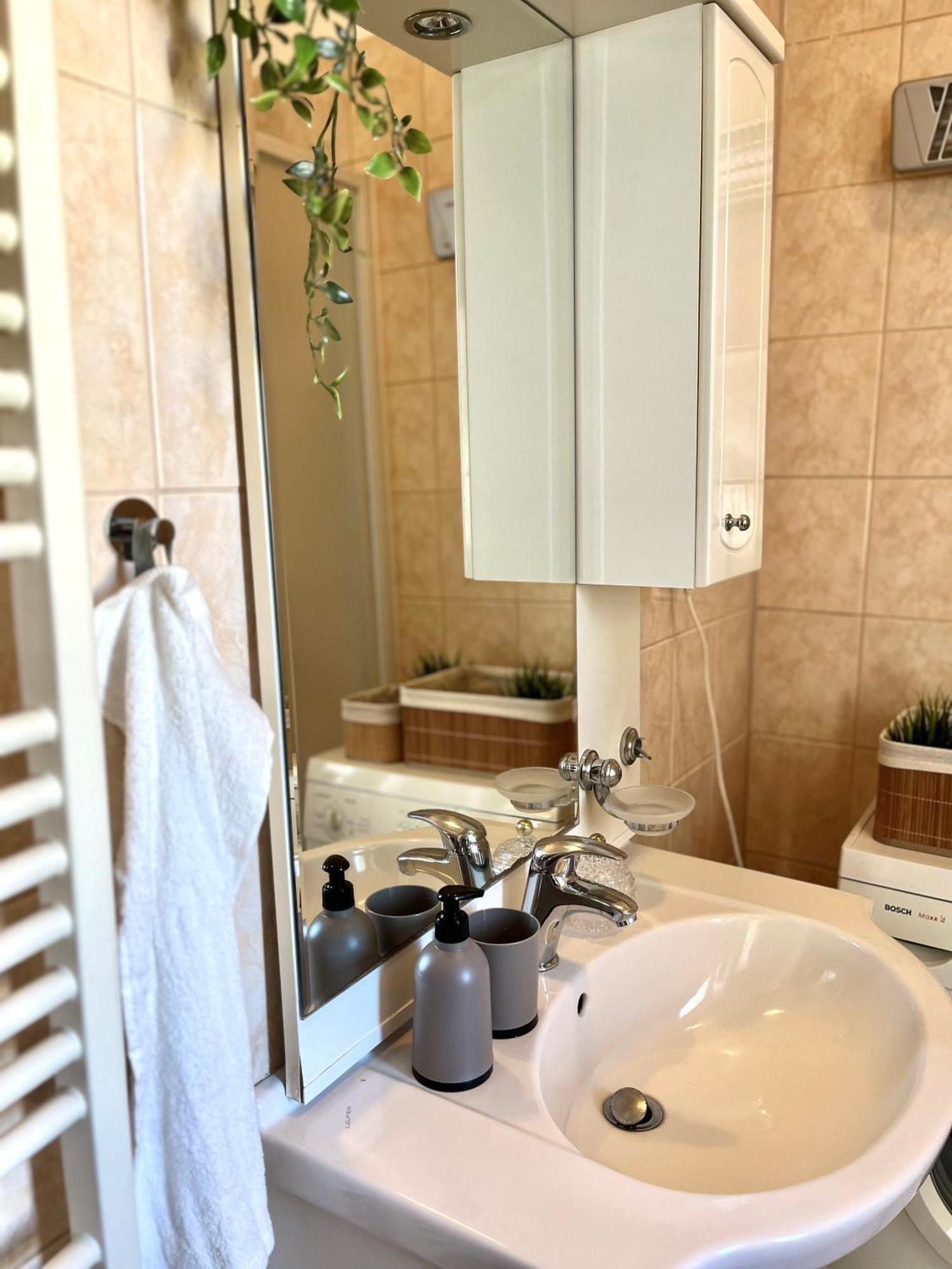 Apartment Caroline - Old Town, Ac Bratislava Exterior foto